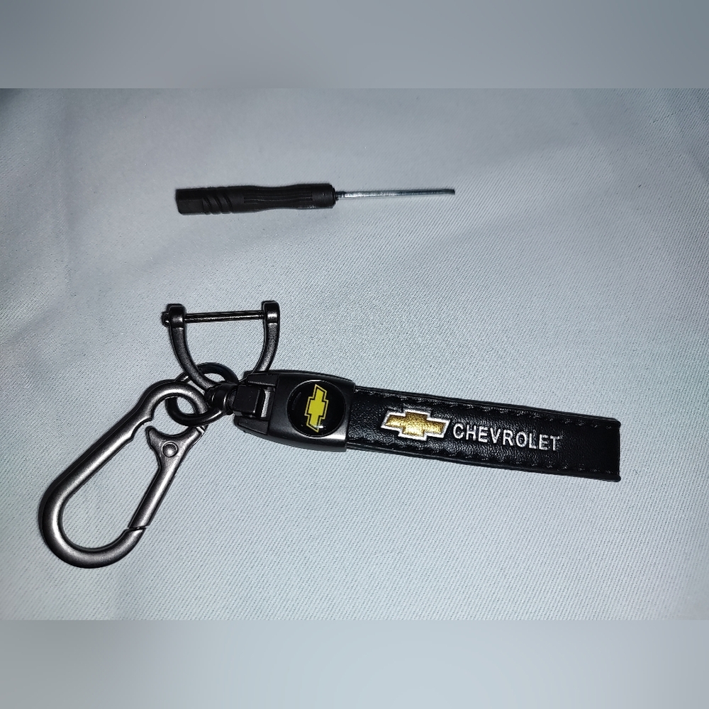 Chevrolet Genuine Leather Car Keychain New (Small Tool Included Shown In Pics)